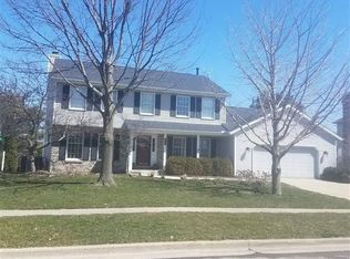 2807 Keystone Rd, Bloomington, IL 61704