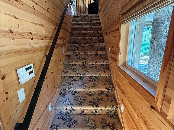 5th image of 310 Echo Rd