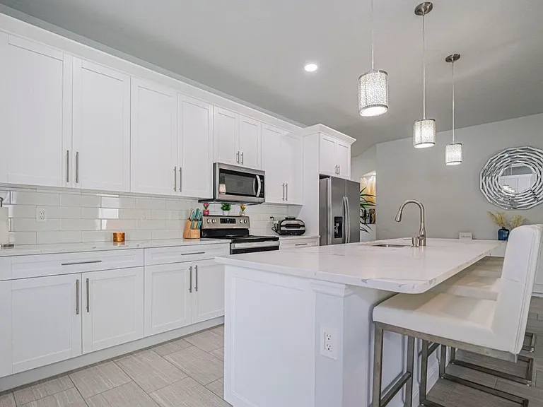 3010 Eldron Blvd SE — Photo 10