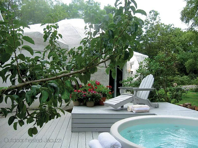 Outdoor Jacuzzi