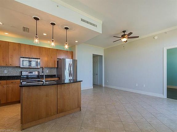 4th image of 5060 Annunciation Cir #6301
