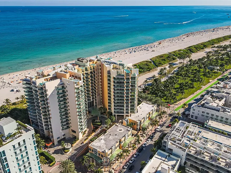 1455 Ocean Dr #919 — Photo 15