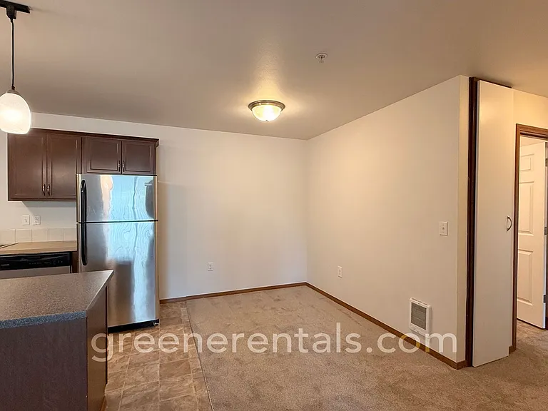 Oly-Evergreen Landing Apartments — Photo 6