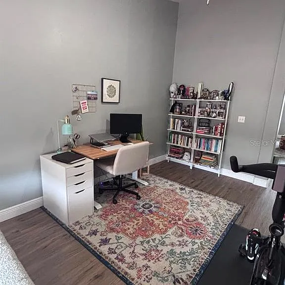 1004 Chateau Cir — Photo 6