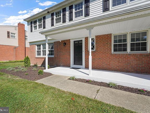 2nd image of 3333 Morningside Dr