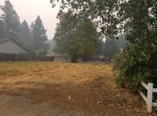 379 Wells Dr, Cave Junction, OR 97523