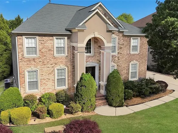 3247 Walnut Rdg, Atlanta, GA 30349