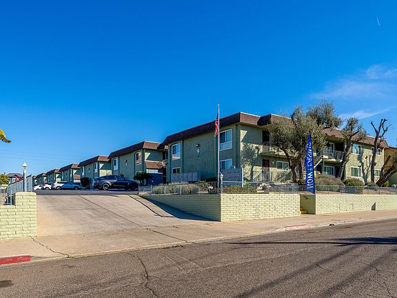 2nd image of 1917 F Ave #1941-02