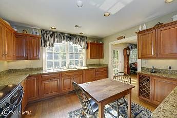 5th image of 18911 New Hampshire Ave