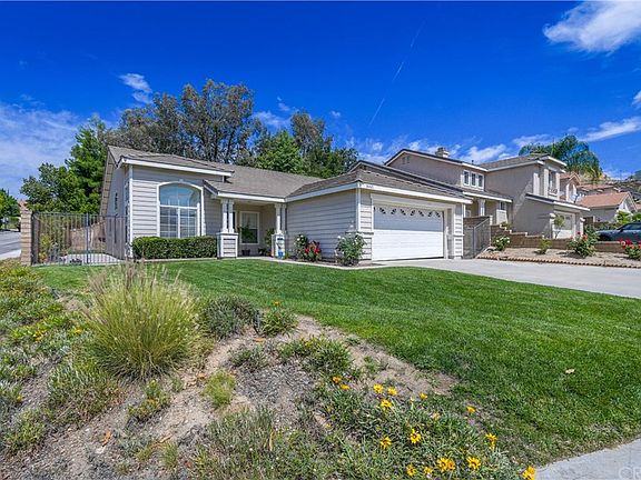 4th image of 30421 Yosemite Dr