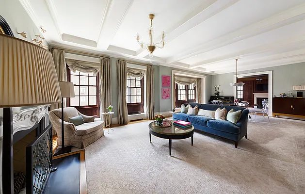 Sold by Sotheby's International Realty | media 2