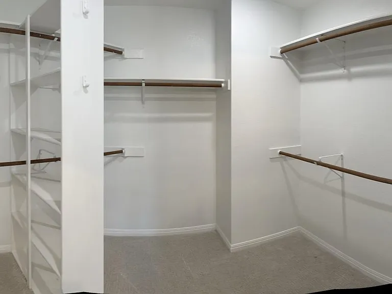 3914 Latimer Dr — Photo 27