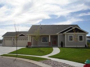 900 Teresa Cres, Cheyenne, WY 82009