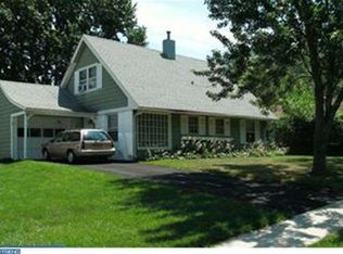 32 Placid Ln, Willingboro, NJ 08046