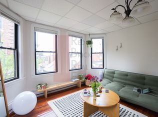 37 Joy St APT 10, Boston, MA 02114