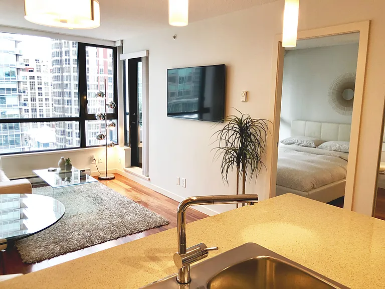 928 Homer St #1405 — Photo 5