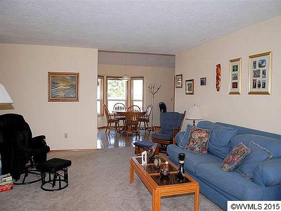 5th image of 4485 Great Plains Dr NE