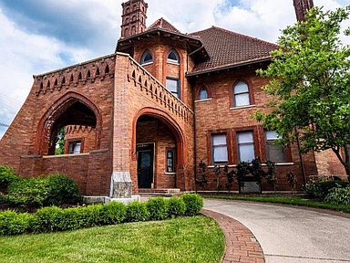 755 Dennison Ave, Columbus, OH 43215 | Zillow