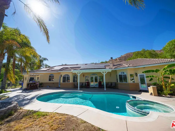 17833 Wildridge Ln, Santa Clarita, CA 91387