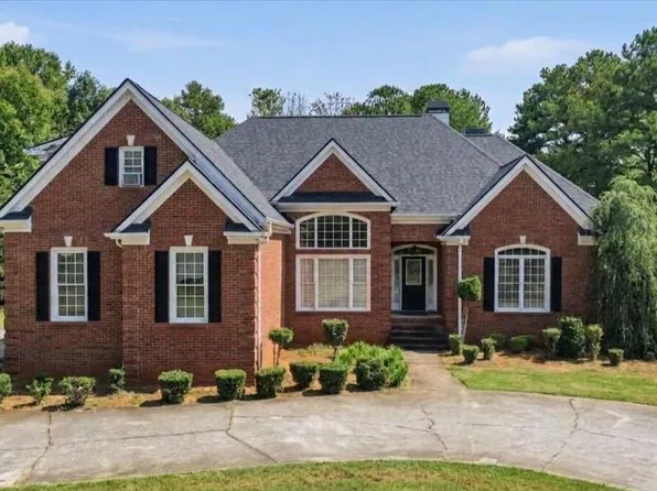 140 Lake Lucinda Dr, Covington, GA 30016