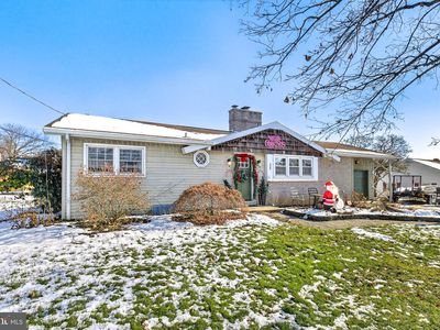 323 Edgemont Dr, Willow Street, PA, 17584