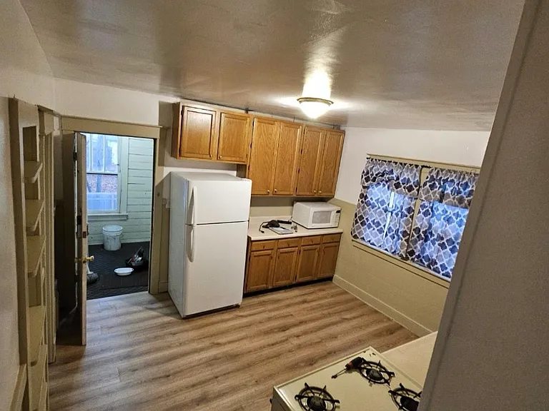 5 Annette Ave #2 — Photo 3