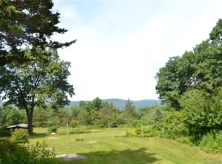 7 Sunset Ter, Sherman, CT 06784