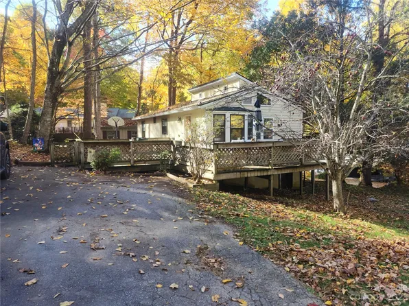 430 Summit Dr, Maggie Valley, NC 28751
