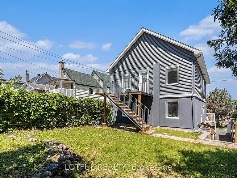 278 Shakespeare St #2 — Photo 18