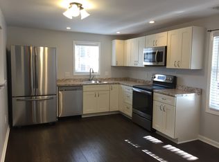 109 Woodin Rd #B, Halfmoon, NY 12065