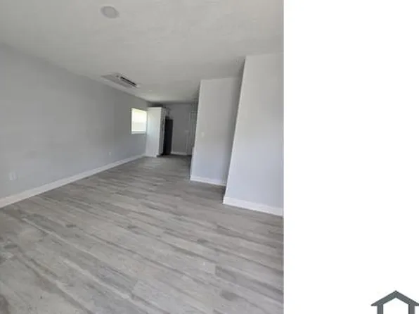 2004 E 142nd Ave, Tampa, FL 33613