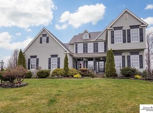 520 Caledonia Dr, Wadsworth, OH 44281