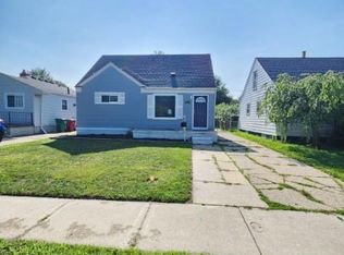 24521 Wilmot Ave, Eastpointe, MI 48021