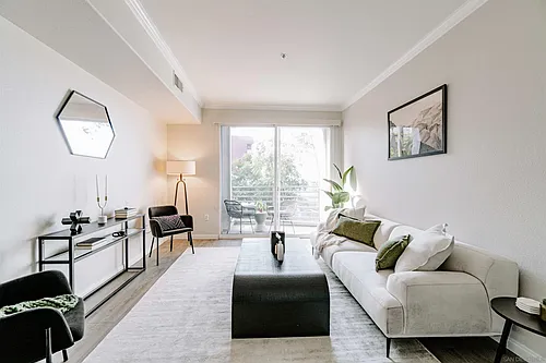 1643 6th Ave #211 Photo 1
