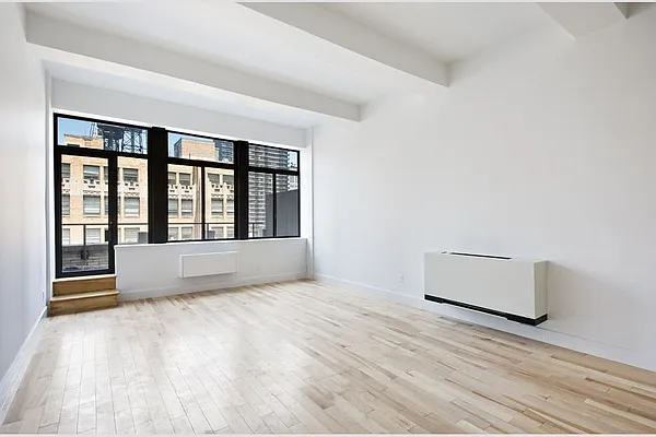 Sold by Stribling | media 2