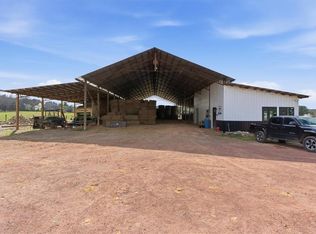 998 Dunn Rd SE, Silver Creek, GA 30173