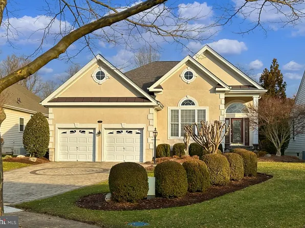 5049 Curran Creek Dr, Haymarket, VA 20169