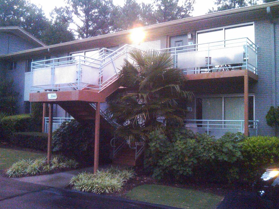 second floor unit, lots of sunlight