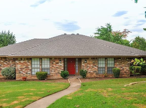 2nd image of 601 Sunlight Dr