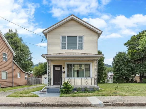534 E 3rd Ave, Tarentum, PA 15084