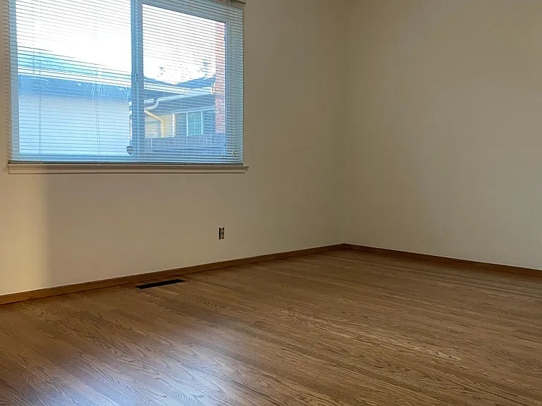 1140 Sanchez Way — Photo 15
