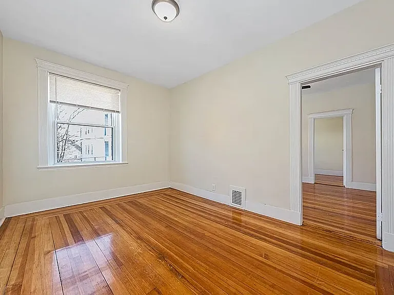 42 Brackett St — Photo 10