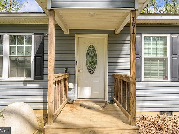 5th image of 191 Blueberry Ln