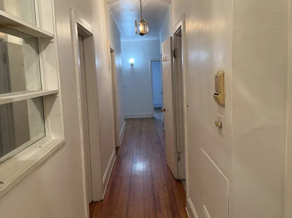 1834 Beacon St APT 11, Brookline, MA 02445