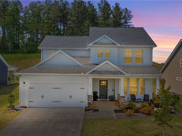 108 Grange Valley Ln, Central, SC 29630