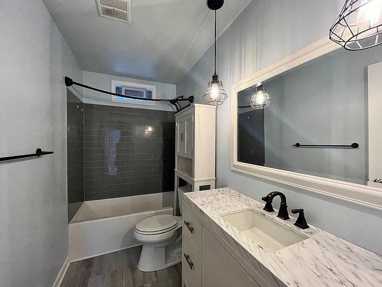 S9W31465 Irwin Ct — Photo 6