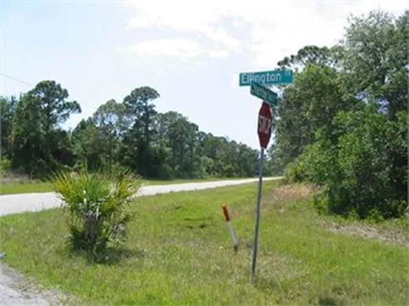 14258 Chamberlain Blvd, Port Charlotte, FL 33953