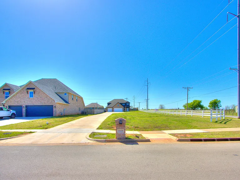 16421 Water Stone Way — Photo 5