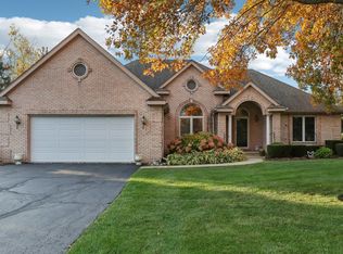 1421 Elm St, Spring Grove, IL 60081