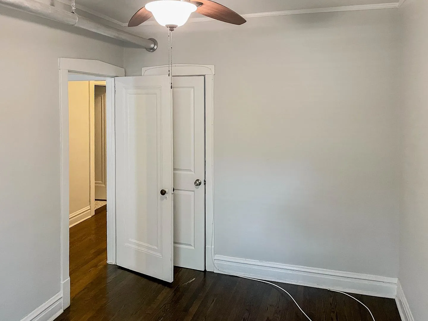 5156 N Leavitt St — Photo 2